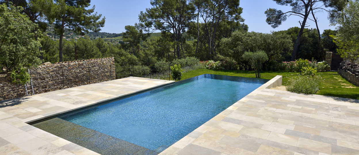 pisciniste beton alpilles