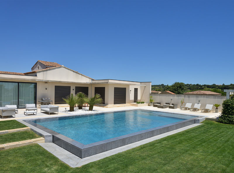 constructeur piscine en béton