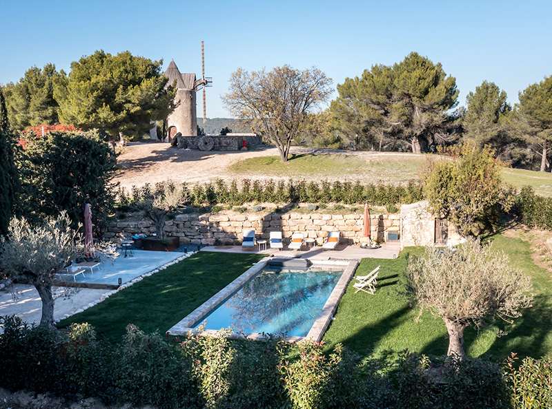 Piscine authentique Alpilles