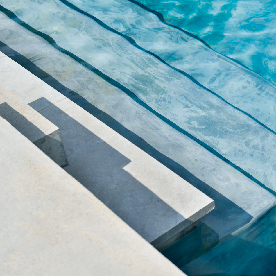 Construction de piscines en Béton à Aix en Provence et Cavaillon|Rénovation de votre piscine en béton