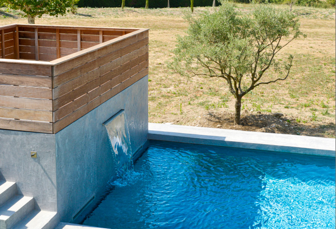Construction de piscines en Béton à Aix en Provence et Cavaillon|Rénovation de votre piscine en béton